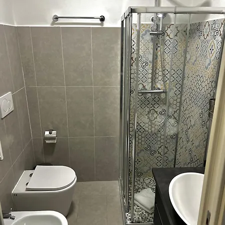 شقة Moderno Bilocale Vicino Navigli E Bocconi ميلان