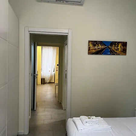Moderno Bilocale Vicino Navigli E Bocconi شقة